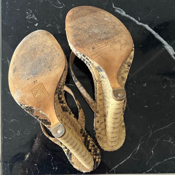 Yeezy Snakeskin Thong Wedge Sandals - Tan and Cream Python 9 39 RARE